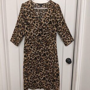 Slate & Willow Leopard Print Midi Dress Sz Medium Buttons 3/4 Sleeves Soft